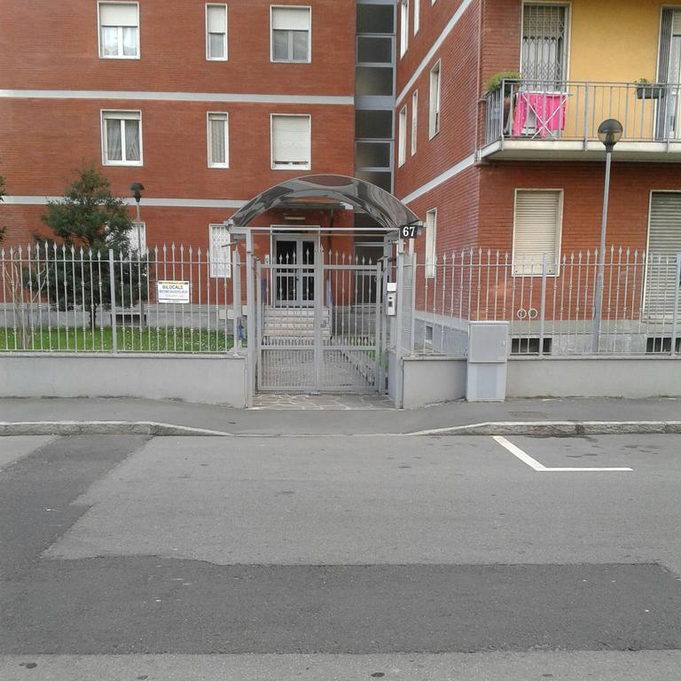 Отель Milan House Экстерьер фото
